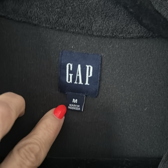 Two terry cloth GAP tops, women’s size medium. One white/one navy - Picture 4 of 11